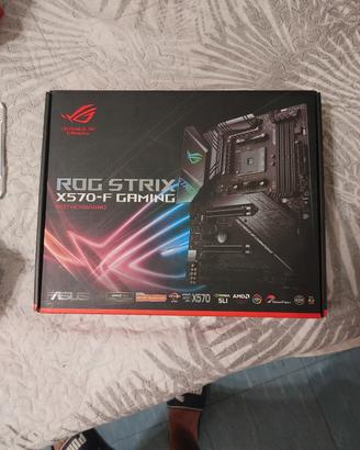 scheda madre ASUS ROG STRIX X570-F