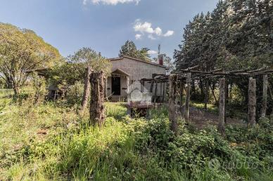 RUSTICO A SUTRI