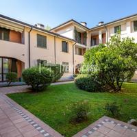 Bilocale al secondo ed ULTIMO piano con box.