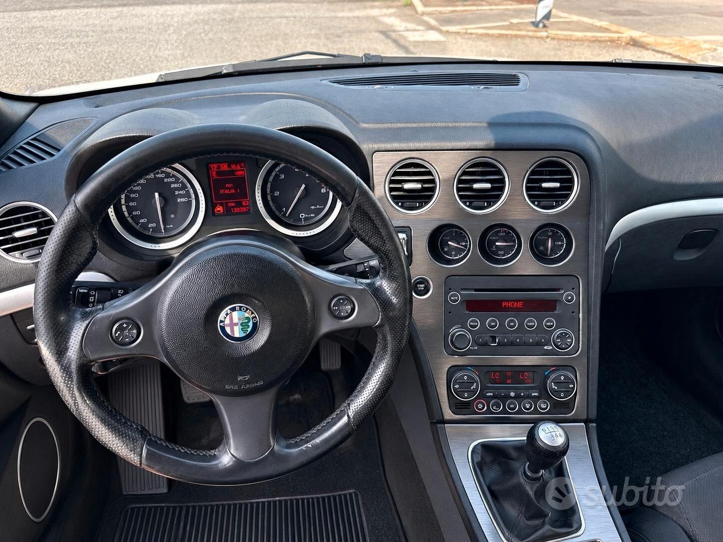 Alfa Romeo Spider 2009 photo 3
