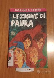 LEZIONE DI PAURA, Caroline B. Cooney, Superjunior