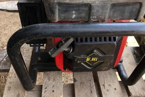 Generatore con motore lombardini 3000 g1 lga 226