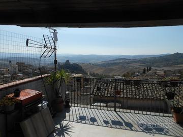 App. con terrazzo in vicolo Trabonella (cattedrale