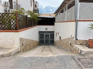 Garage Posto Auto Coperto