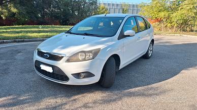 AUTO MERAVIGLIOSA  FOCUS  GPL