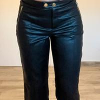 Pantaloni ecopelle