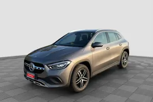 MERCEDES-BENZ CLA sse GLA GLA 220 d Automatic 4M