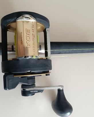 Canna con mulinello x pesca tonni