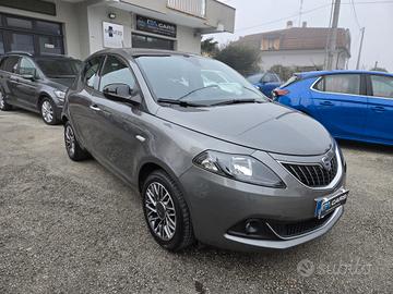 LANCIA YPSILON GOLD PLUS EDITION 1.0 70 cv HYBRID 