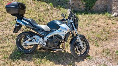 Suzuki GSR 600