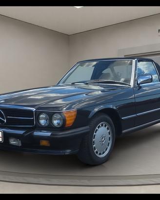MERCEDES-BENZ Mercedes 560 SL – ASI, INTERNI ROSSI