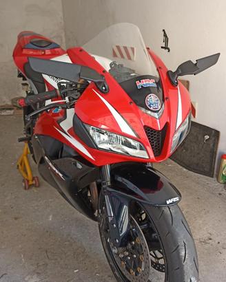 Honda CBR 600 RR