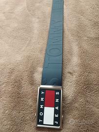 Cinta Tommy Hilfiger _ 59 cm 