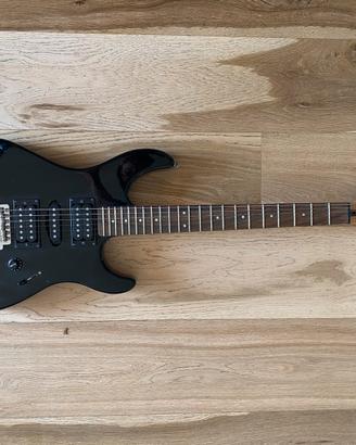 Chitarra elettrica Yamaha erg 121