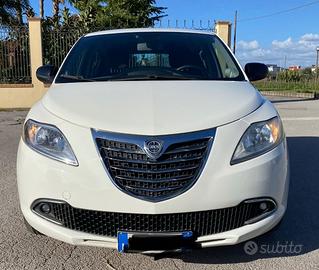 Lancia ypsilon 1.2 gpl perfetta