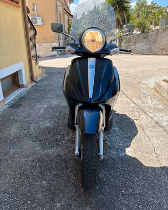 Piaggio Beverly Tourer 125 (2008) blu