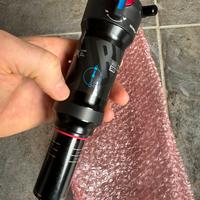 Ammo posteriore Rockshox Debonair per MTB da 29”