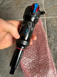 Ammo posteriore Rockshox Debonair per MTB da 29”