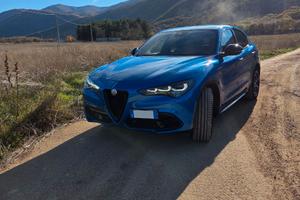 Alfa Romeo Stelvio Veloce Q4 210 CV 2023