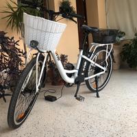 Bici the one da passeggio cn pedalata assistita