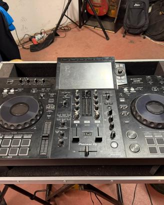 Pioneer XDJ RX3 + Flight Case