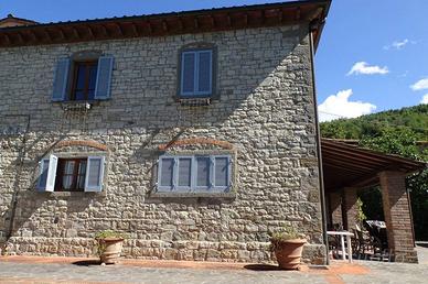 Rustico a Chiusi della Verna, 11 locali