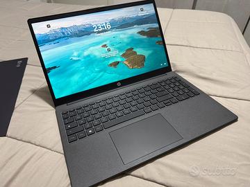 Notebook Hp 255 g10 Ryzen 5 16 gb di ram 512 ssd