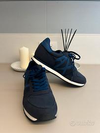 Sneakers A/X
