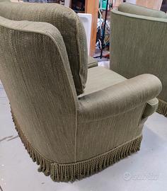 02 DIVANI + POLTRONA