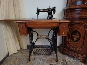 Macchina da cucire singer 
