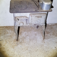 Stufa in ghisa Antiquariato