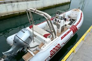 Asso 67 anno 2007 + Honda 200cv anno 2013