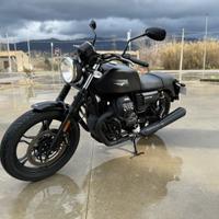 Moto Guzzi V7 750 Stone III 2019 km 7000
