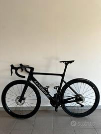 BDC  WHISTLE VAERO 2R ULTEGRA DI2 12 V taglia M