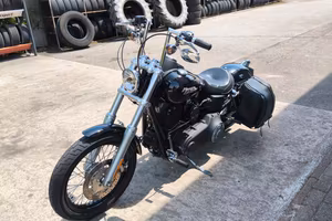 Harley Davidson dyna street bob