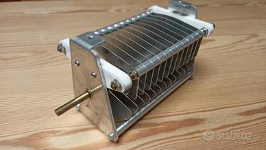 Condensatore variabile 10-150pf 3kv