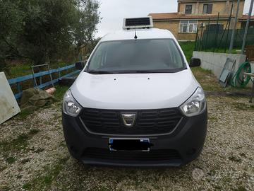 DACIA DOKKER1.6 GPL FURGONE ISOTERMICO FRIGO