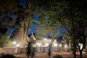 Trulli sotto i pini