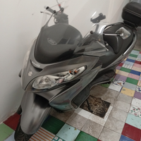 Suzuki Burgman 400