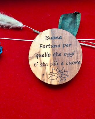 Apribottiglie Rotondo in legno d'ulivo 