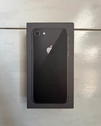 Iphone 8 - 64Gb - Funzionante con vetro rotto