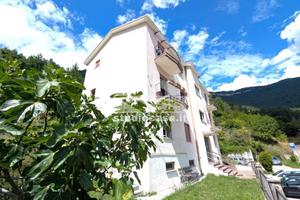 TERRAGNOLO: GRAZIOSO TRILOCALE AL 1° PIANO