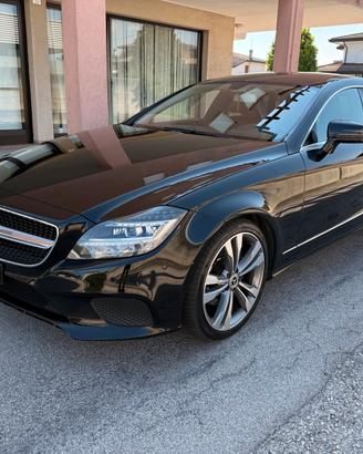 MERCEDES CLS 220 CDI shooting brake