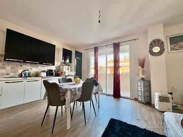 Trivano del 2021 con veranda e ascensore