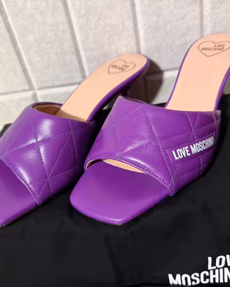 Ciabatte con tacco Love Moschino