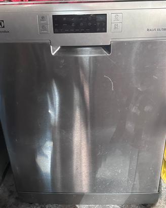 Lavastoviglie Electrolux RealLife XXL Ottime cond