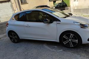 Peugeot 208 gt line 2016