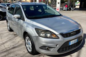 FORD FOCUS STATION WAGON