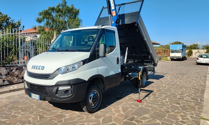 Iveco Daily 35 C 16 con Gru e Cassone ribaltabile