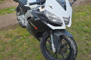 APRILIA SR4 125 sport